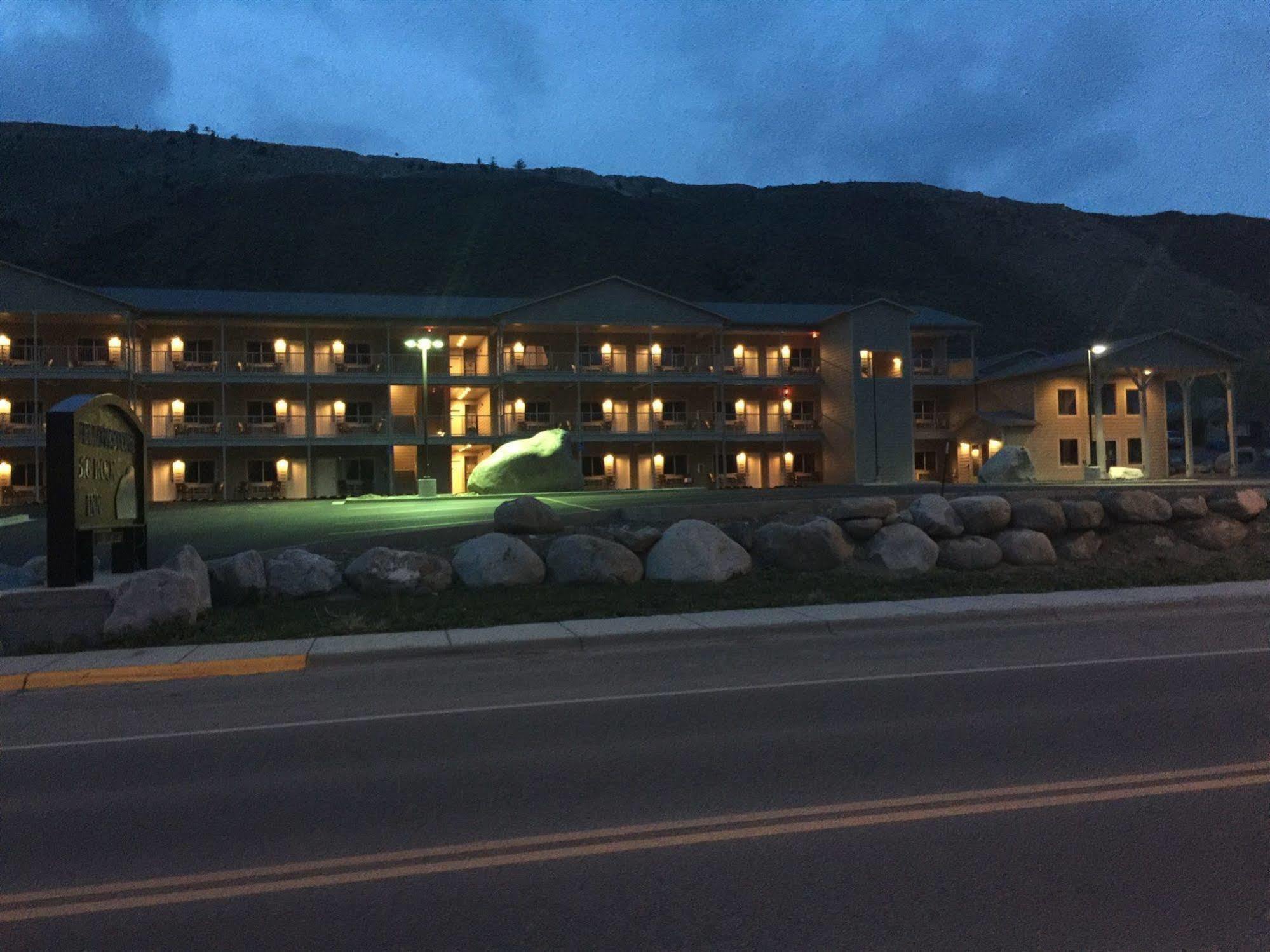 Yellowstone Big Rock Inn Gardiner Zewnętrze zdjęcie